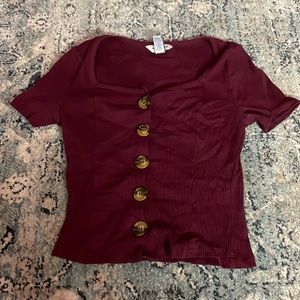 size xs burgundy button top